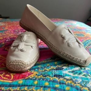 Tory Burch Sizs 8 Ivory espadrilles